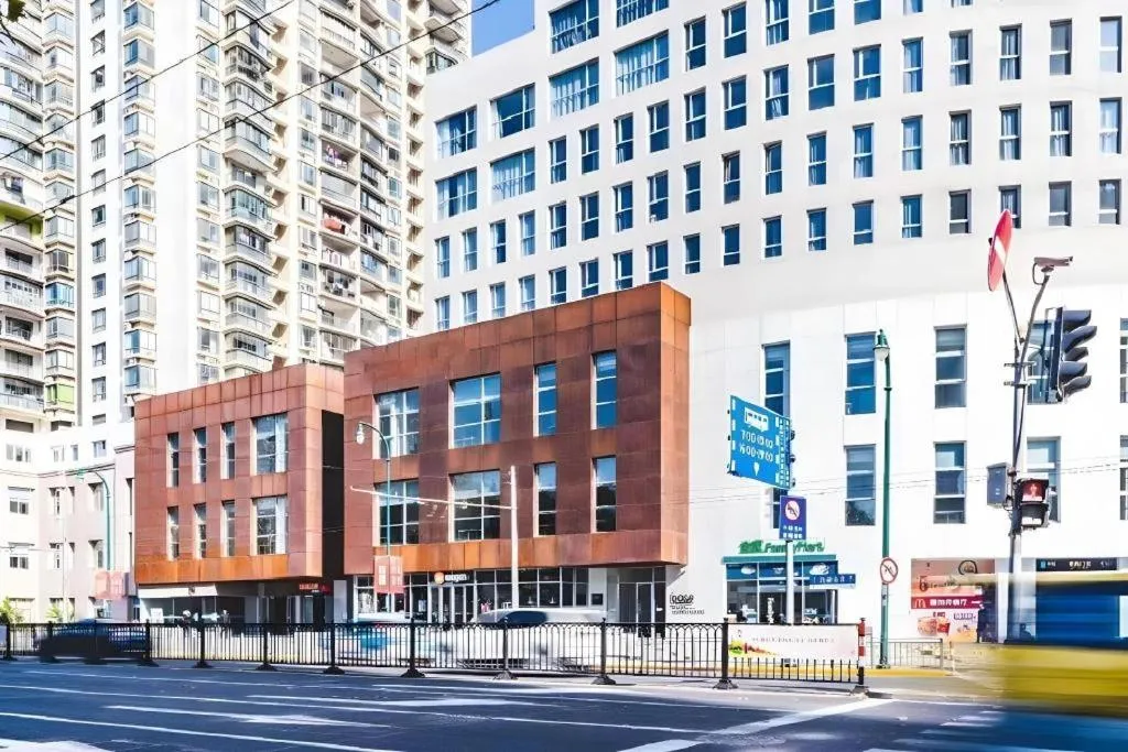 baseLITE-XINTIANDI Serviced Apartment