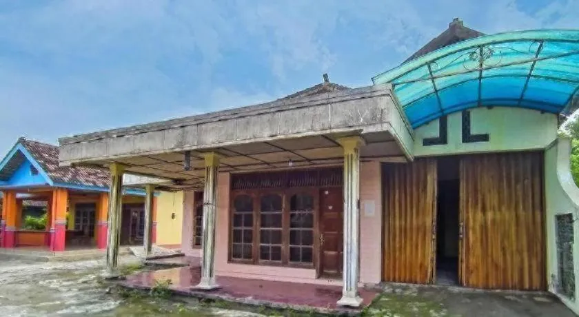 OYO Life 93662 Kost Pak Budi