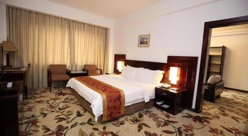 Bed in Hong Ye Hotel