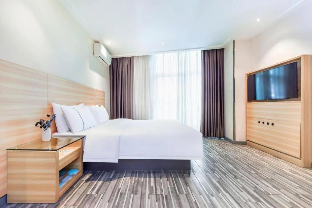 Bed in City Comfort Inn Chongqing Southwest University Beibei Metro Station