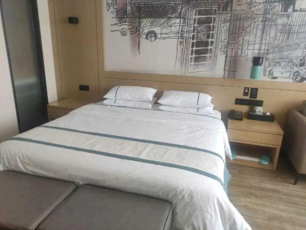 Bed in City Comfort Inn Jingzhou Gongan Chengshi Square