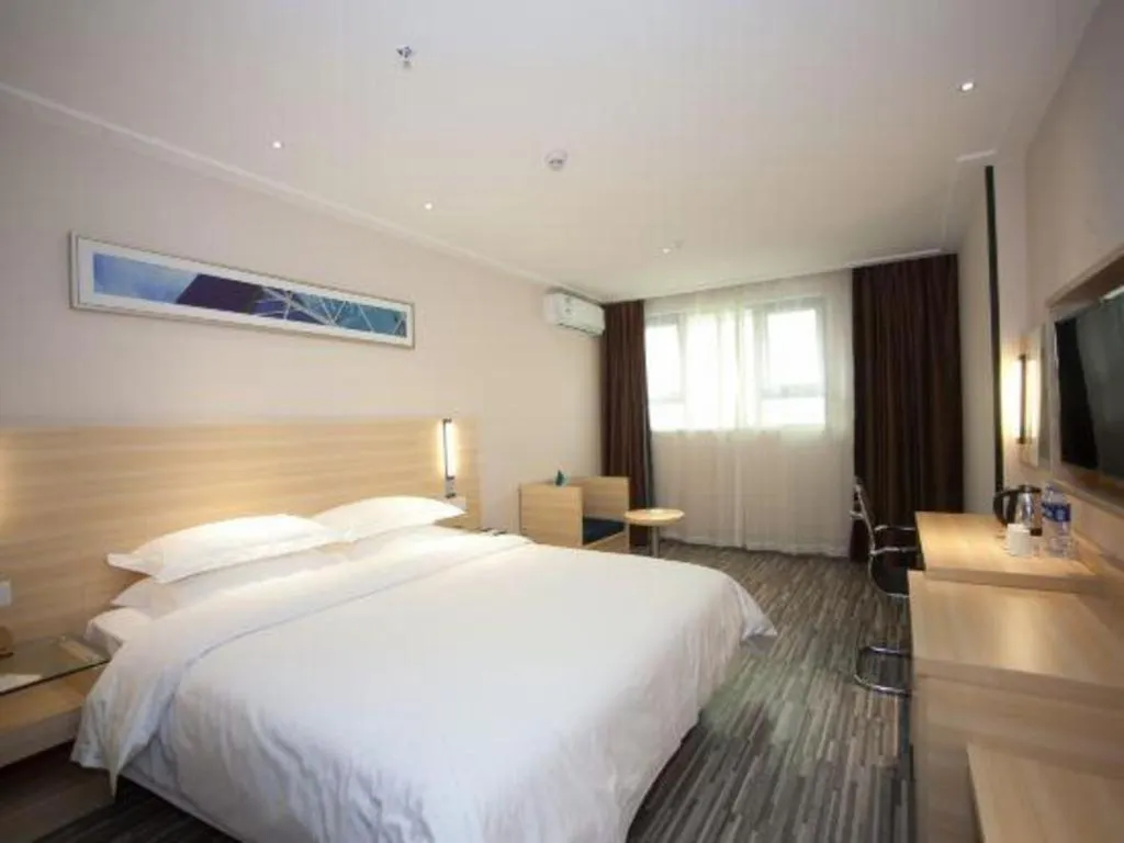 Bed in City Comfort Inn Foshan Nanhai Avenue Guicheng Metro Station