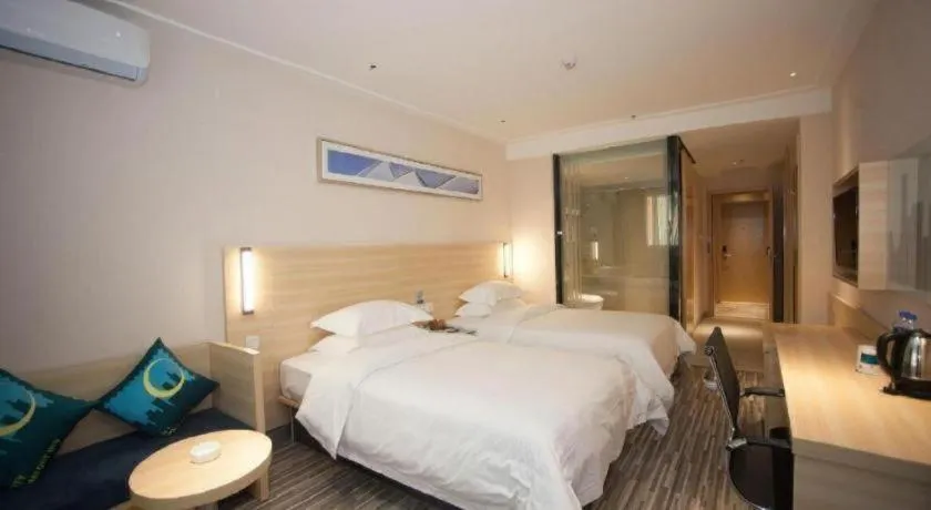 Bed in City Comfort Inn Foshan Nanhai Avenue Guicheng Metro Station