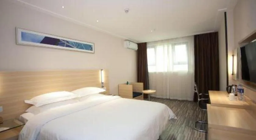 Bed in City Comfort Inn Foshan Nanhai Avenue Guicheng Metro Station