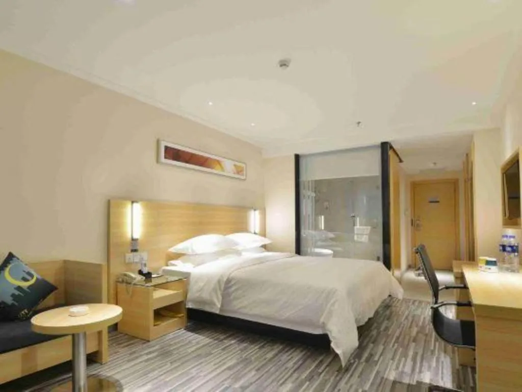 Bed in City Comfort Inn Foshan Nanhai Avenue Guicheng Metro Station