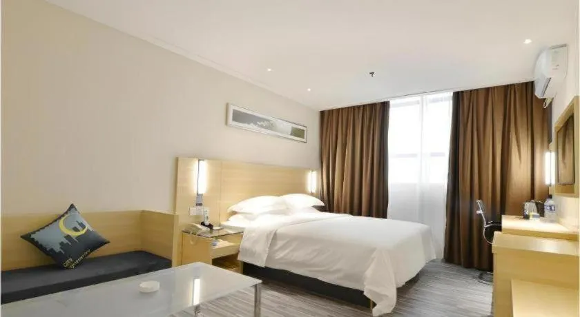 Bed in City Comfort Inn Foshan Nanhai Avenue Guicheng Metro Station