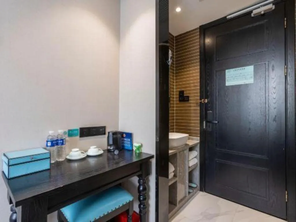 Xana Hotelle Beijing Fengtai Railway Station Tiantan Hospital