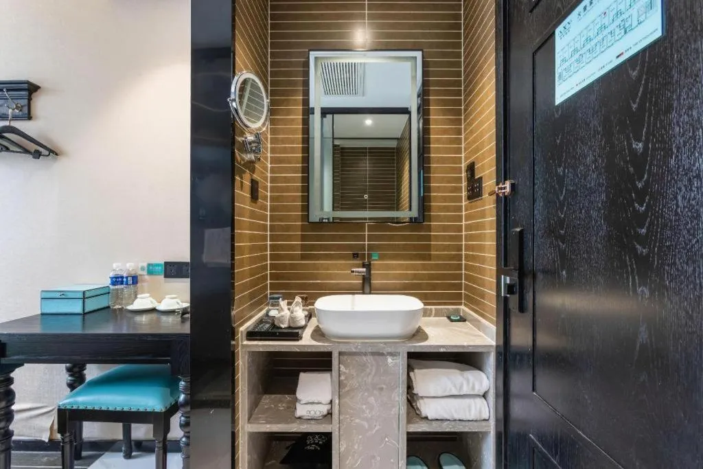 Xana Hotelle Beijing Fengtai Railway Station Tiantan Hospital