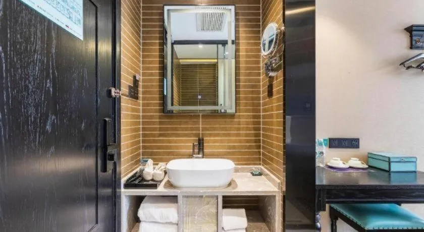 Xana Hotelle Beijing Fengtai Railway Station Tiantan Hospital