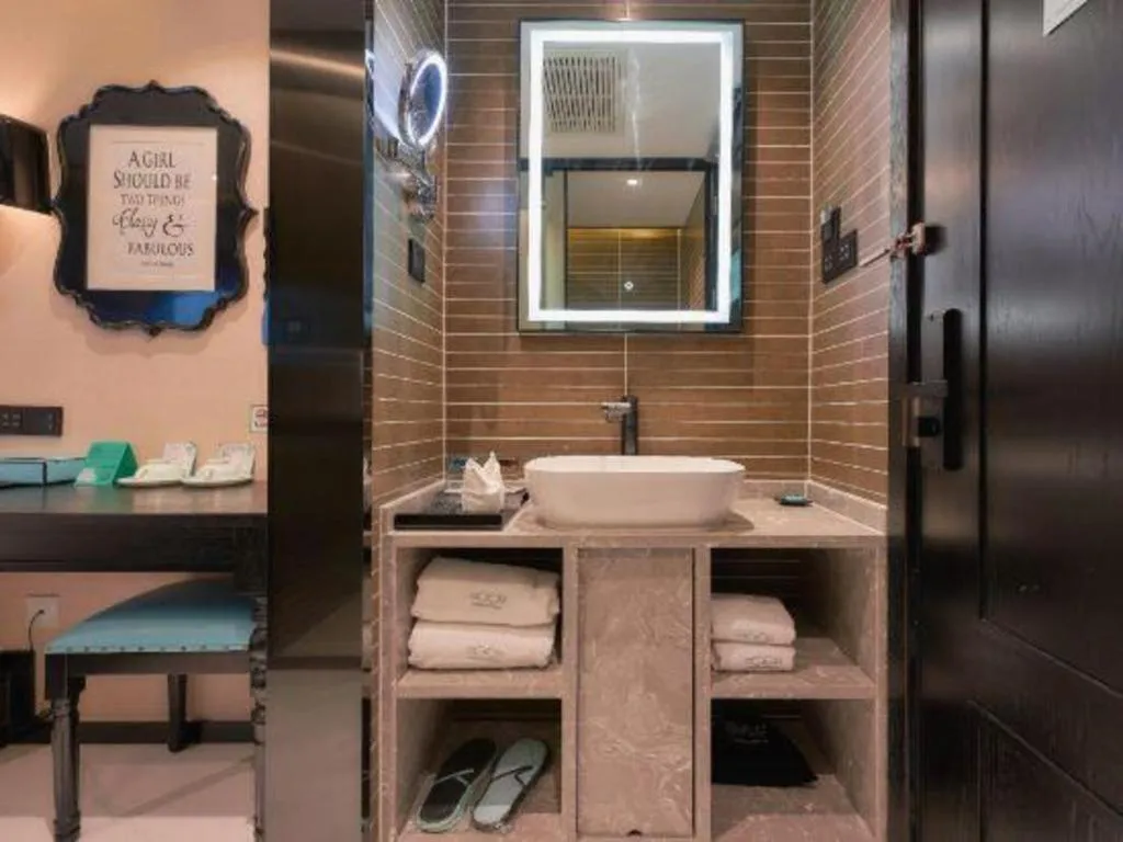 Xana Hotelle Beijing Fengtai Railway Station Tiantan Hospital