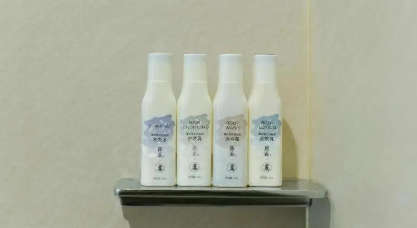 Lavande Hotel Chongqing Xinghui Liangjiang Happiness Plaza