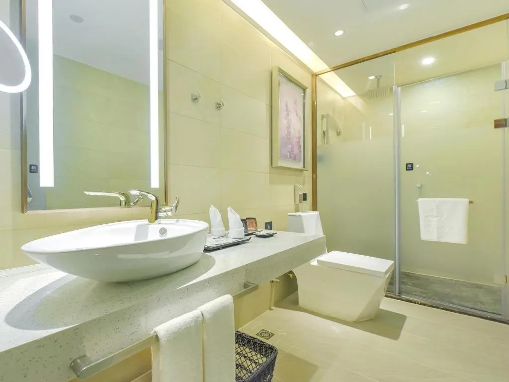 Lavande Hotel Chongqing Xinghui Liangjiang Happiness Plaza