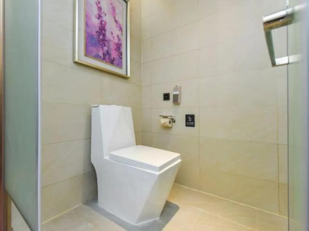 Lavande Hotel Chongqing Xinghui Liangjiang Happiness Plaza