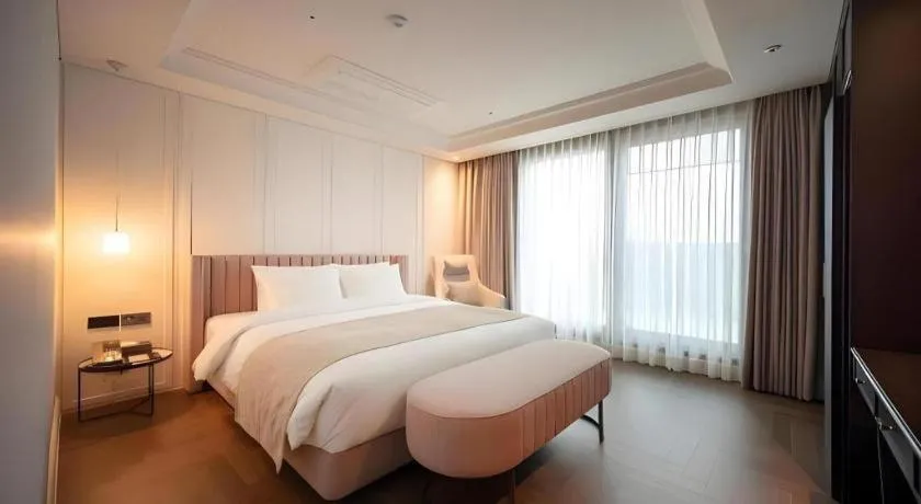 Bed in HOTEL D EDITION