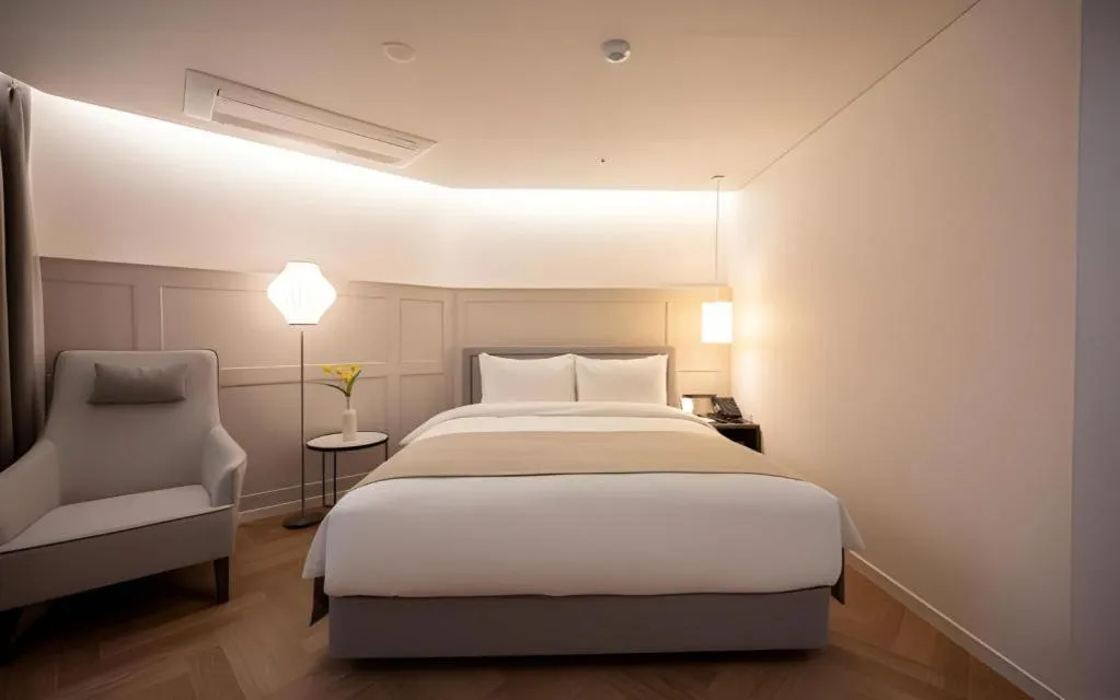 Bed in HOTEL D EDITION