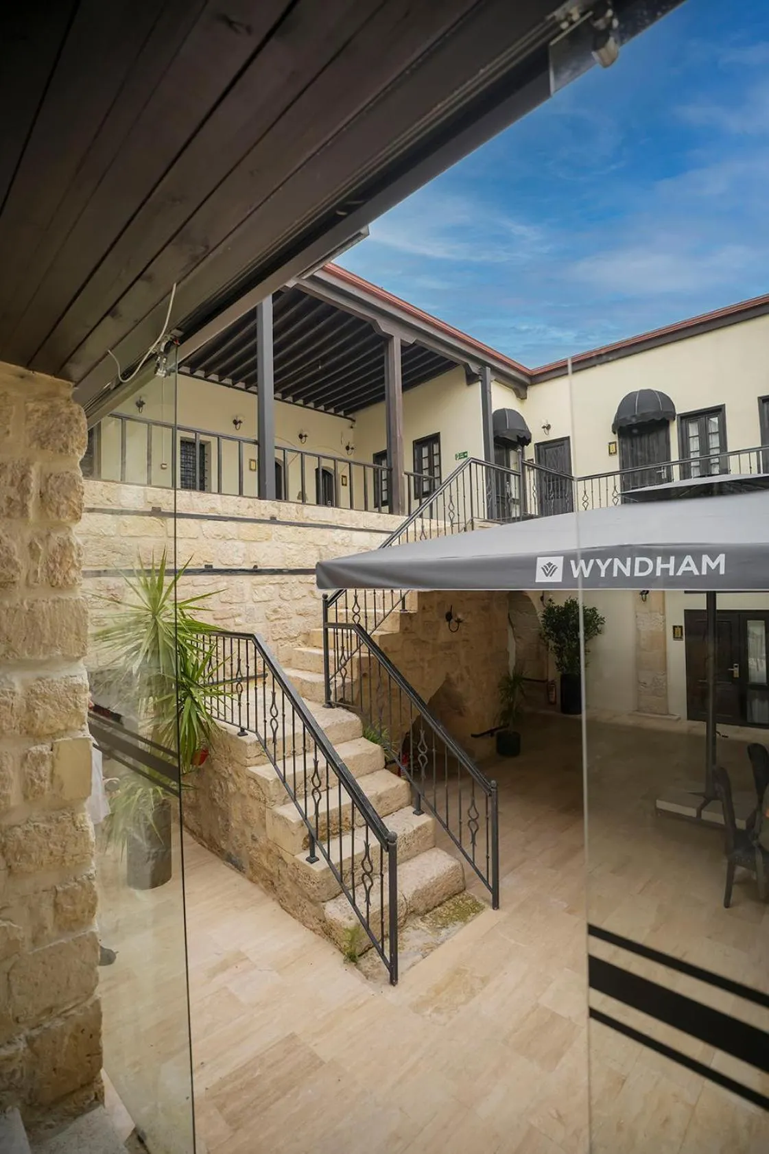 Property building in Wyndham Tarsus St.Paul