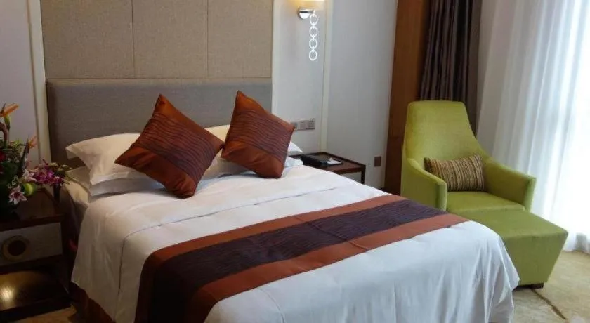 Bed in Shanghai Manhattan Hotel Minhang
