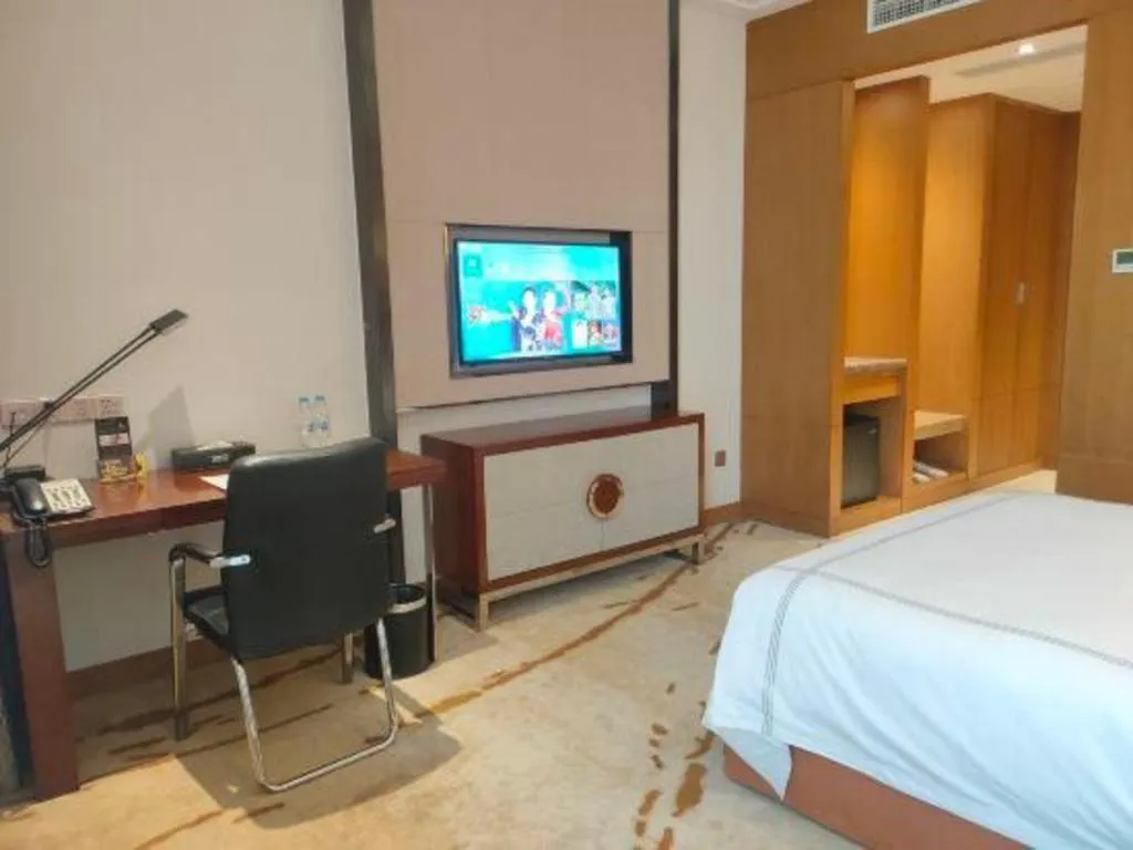 Bed in Shanghai Manhattan Hotel Minhang