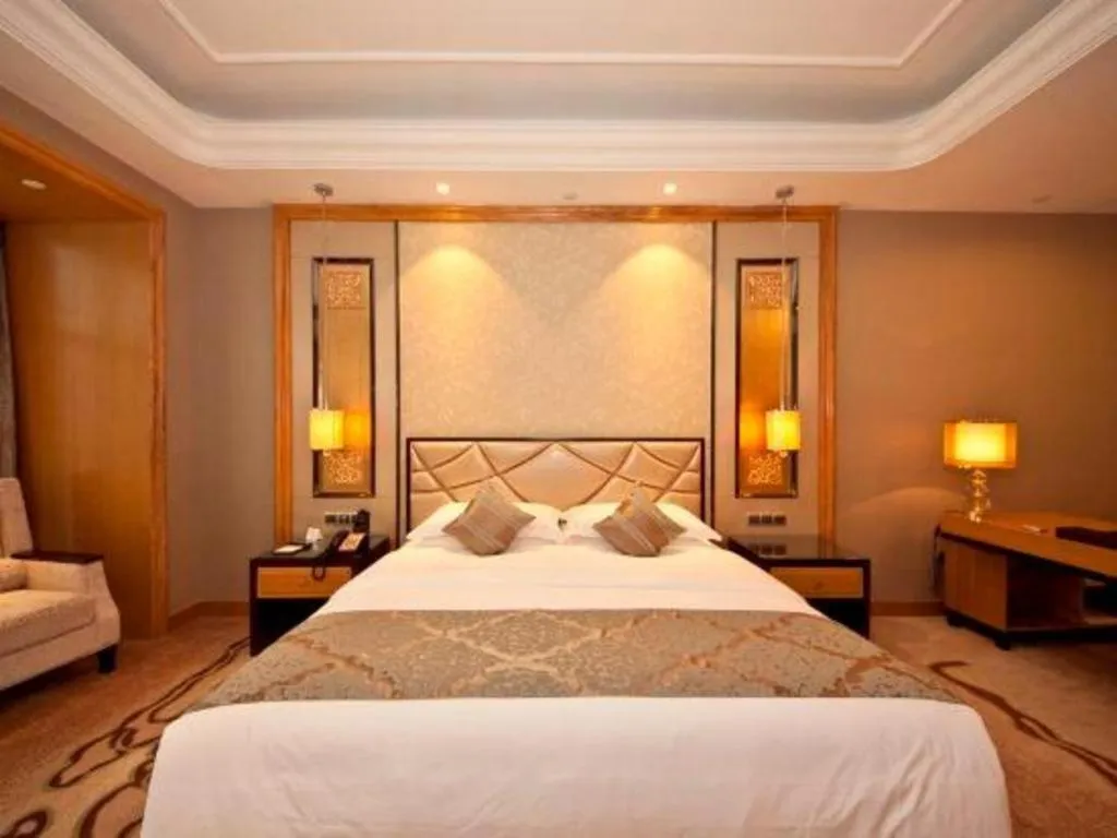 Bed in Empark Grand Hotel Fuzhou