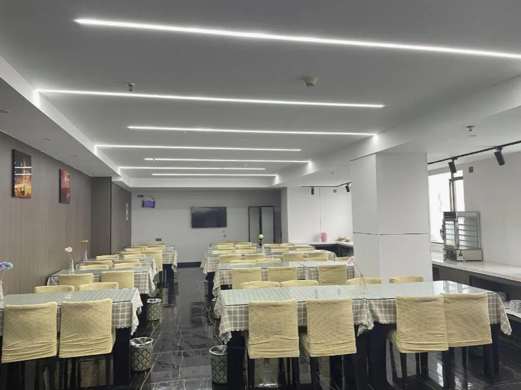 GreenTree Inn Hefei East Wangjiang Road CTCE Express Hotel