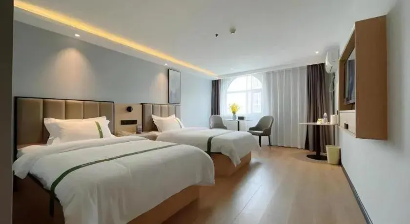 Bed in GreenTree Inn Hefei East Wangjiang Road CTCE Express Hotel Bed in GreenTree Inn Hefei East Wangjiang Road CTCE Express Hotel