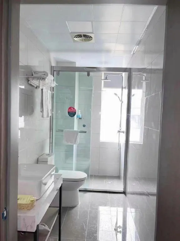 GreenTree Inn Hefei East Wangjiang Road CTCE Express Hotel