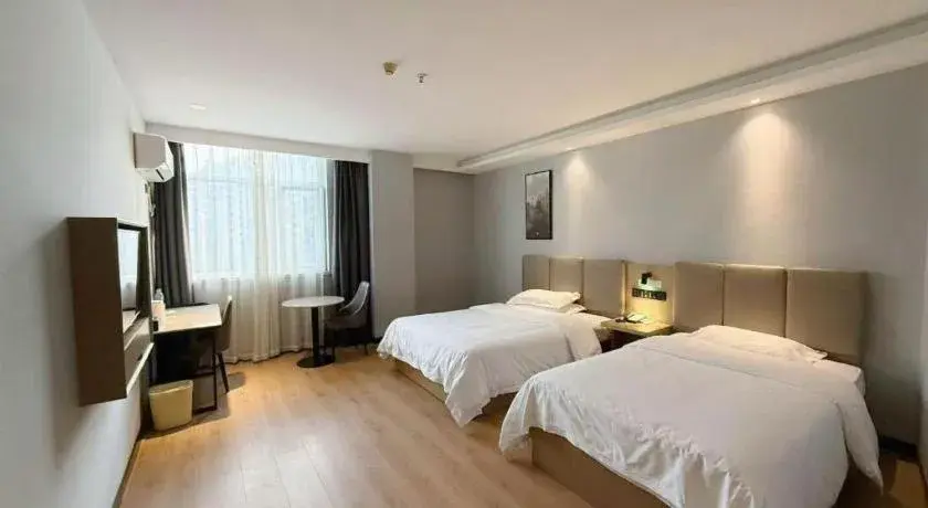 Bed in GreenTree Inn Hefei East Wangjiang Road CTCE Express Hotel Bed in GreenTree Inn Hefei East Wangjiang Road CTCE Express Hotel