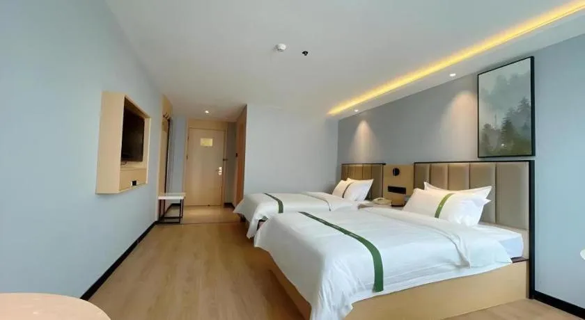 Bed in GreenTree Inn Hefei East Wangjiang Road CTCE Express Hotel