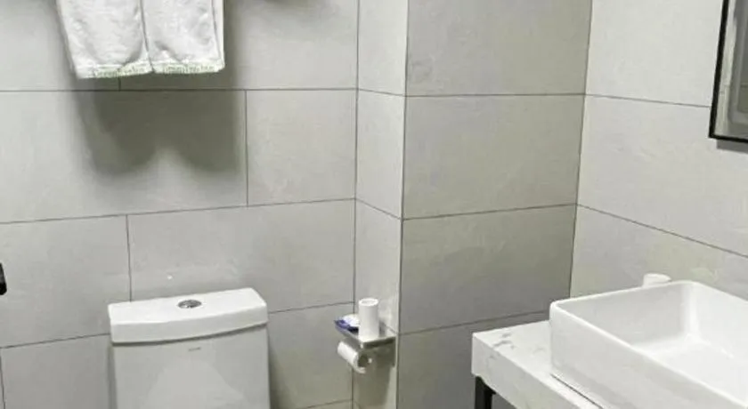 GreenTree Inn Hefei East Wangjiang Road CTCE Express Hotel