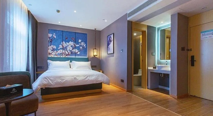 Bed in Jinjiang Inn Wuhan Linjiaohu Wanda Branch