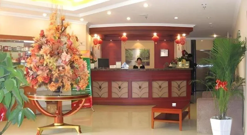 GreenTree Inn Zhenjiang Center Street No.1 Peoples Hospital Express Hotel