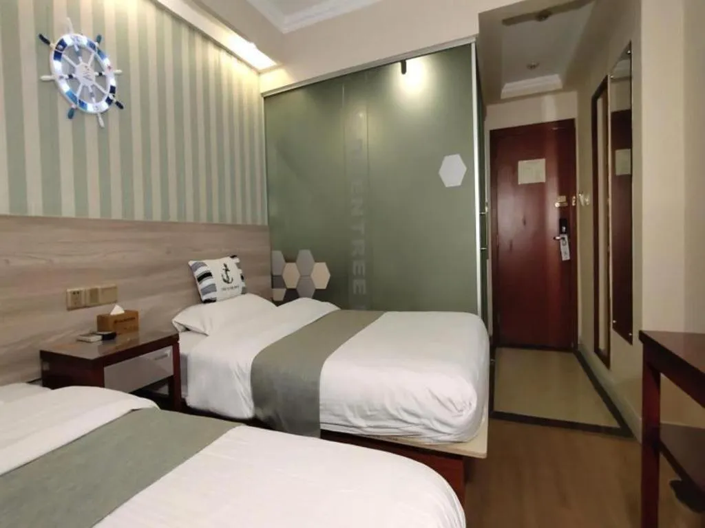 Bed in GreenTree Inn Zhenjiang Center Street No.1 Peoples Hospital Express Hotel