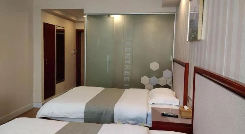 Bed in GreenTree Inn Zhenjiang Center Street No.1 Peoples Hospital Express Hotel