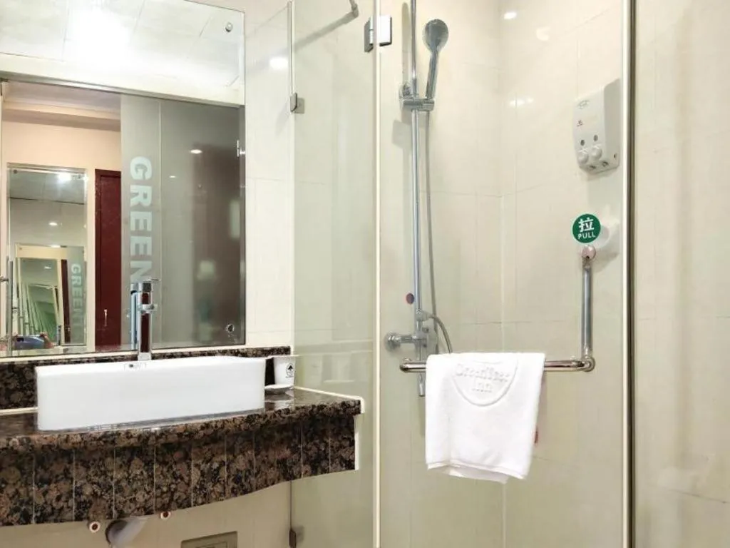 GreenTree Inn Zhenjiang Center Street No.1 Peoples Hospital Express Hotel