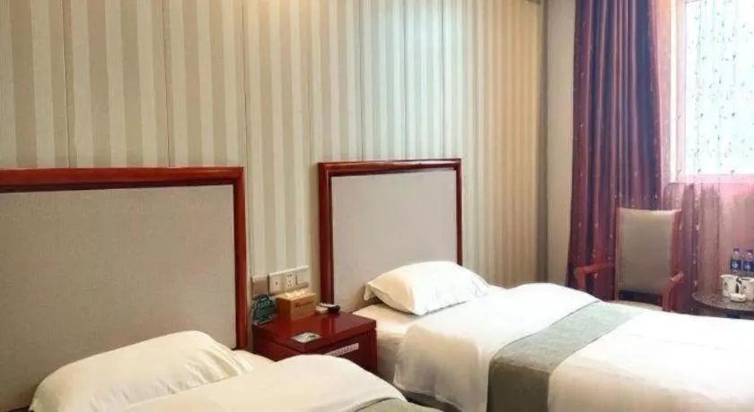Bed in GreenTree Inn Zhenjiang Center Street No.1 Peoples Hospital Express Hotel