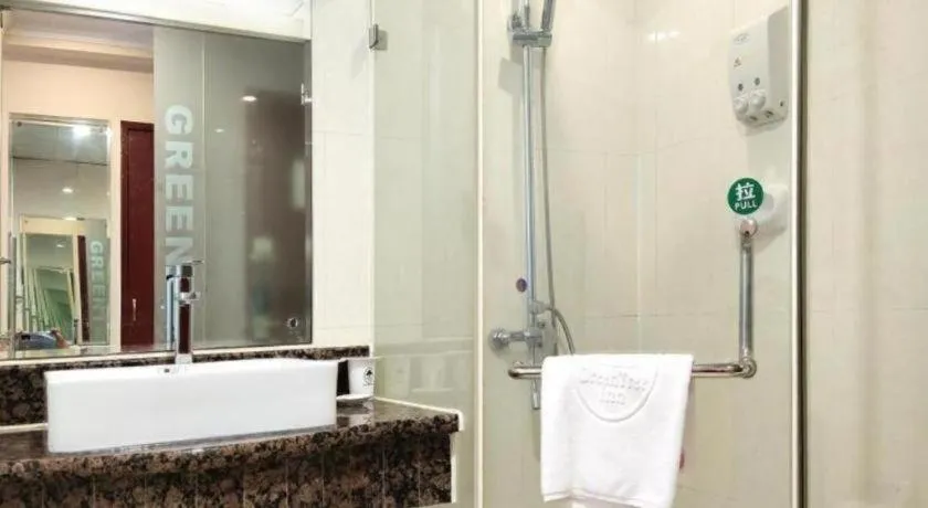 GreenTree Inn Zhenjiang Center Street No.1 Peoples Hospital Express Hotel