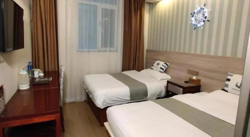 Bed in GreenTree Inn Zhenjiang Center Street No.1 Peoples Hospital Express Hotel