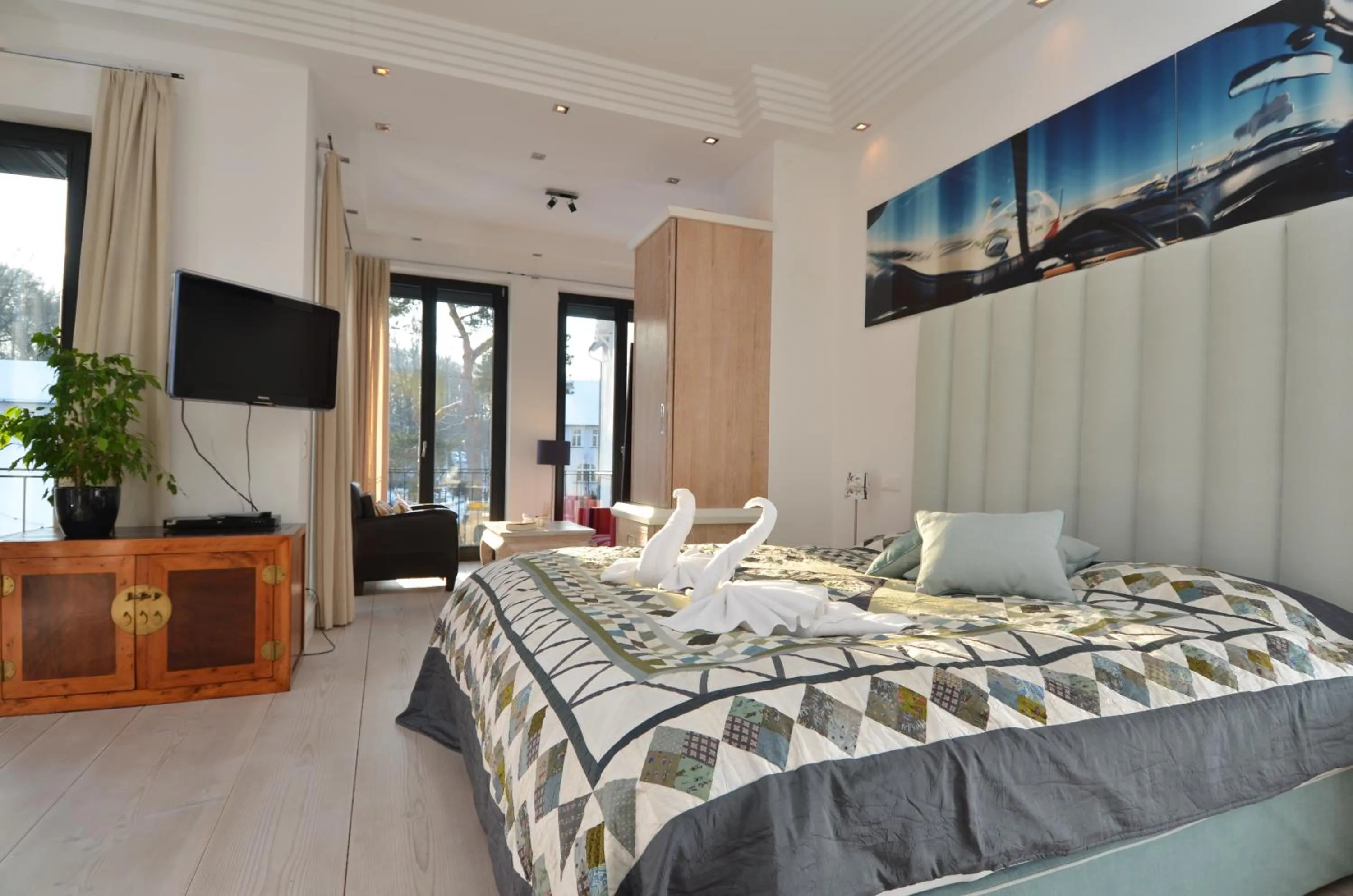 Photo of the whole room, Bed in Villa Tusculum in Binz