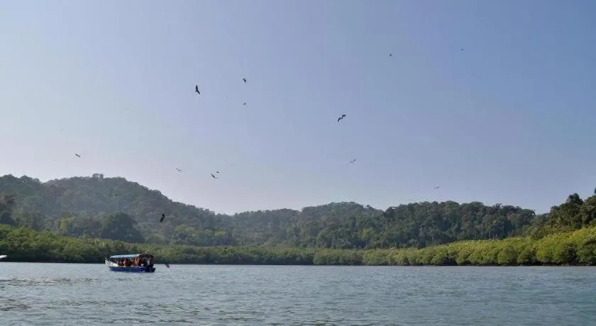 OYO 90967 Homestay Chalet Warisan Siti