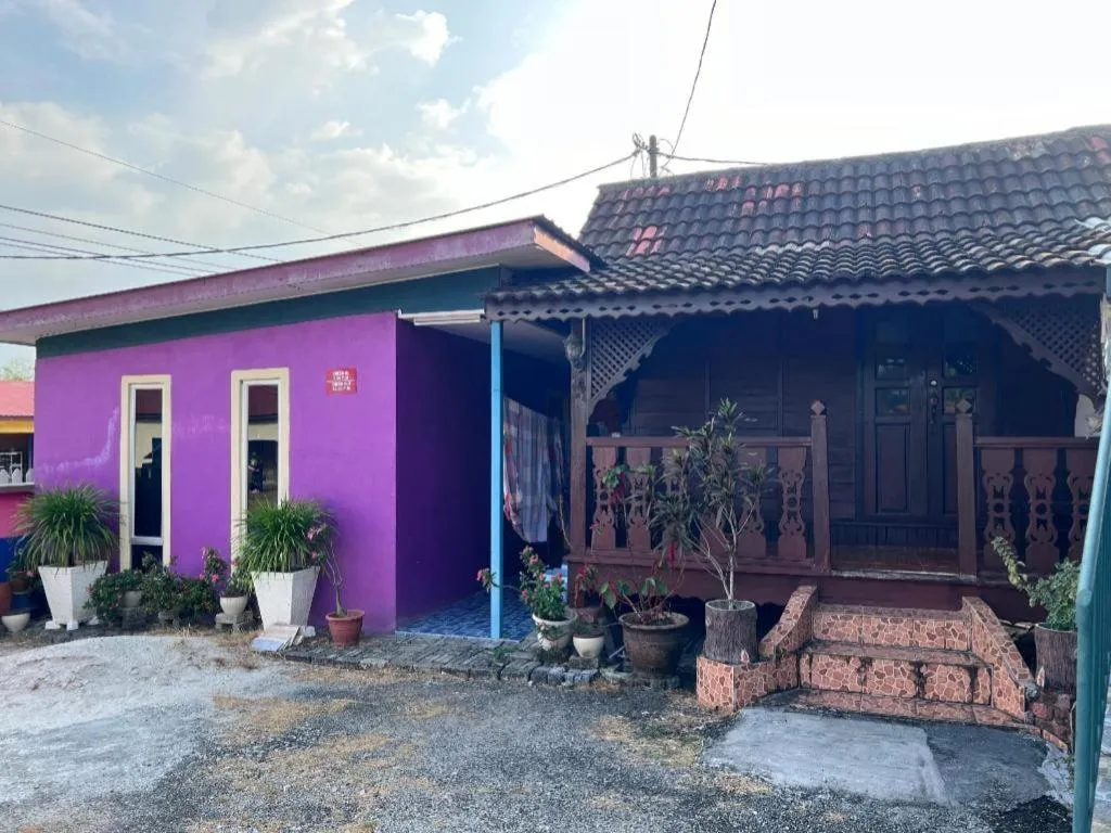 OYO 90967 Homestay Chalet Warisan Siti
