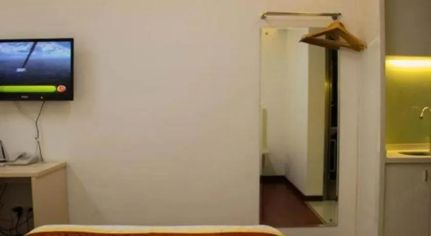 Guangzhou Hailian Hotel - Haizhu District Binjiang East Road Metro Station