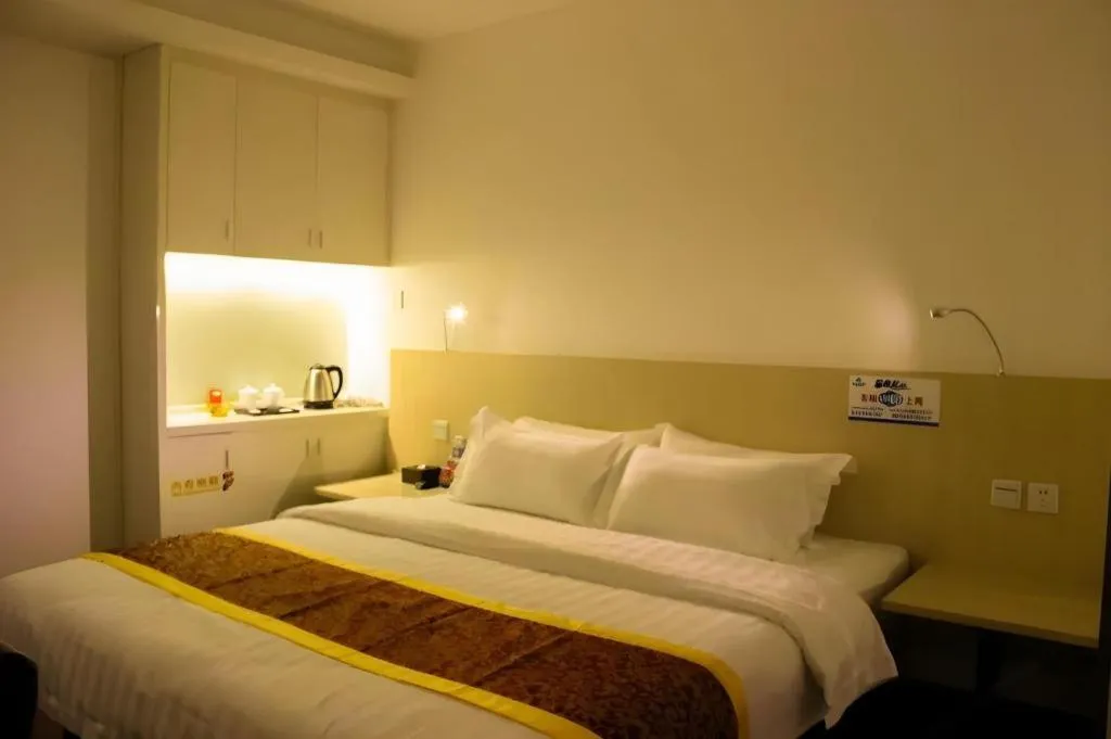 Bed in Guangzhou Hailian Hotel - Haizhu District Binjiang East Road Metro Station