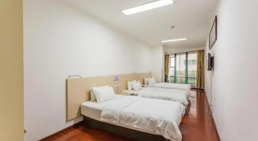 Bed in Guangzhou Hailian Hotel - Haizhu District Binjiang East Road Metro Station