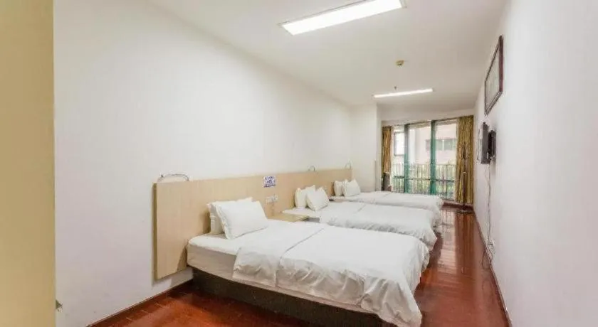 Bed in Guangzhou Hailian Hotel - Haizhu District Binjiang East Road Metro Station