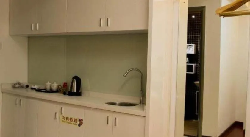 Guangzhou Hailian Hotel - Haizhu District Binjiang East Road Metro Station