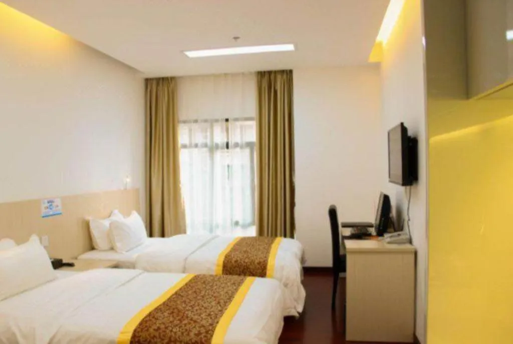 Bed in Guangzhou Hailian Hotel - Haizhu District Binjiang East Road Metro Station