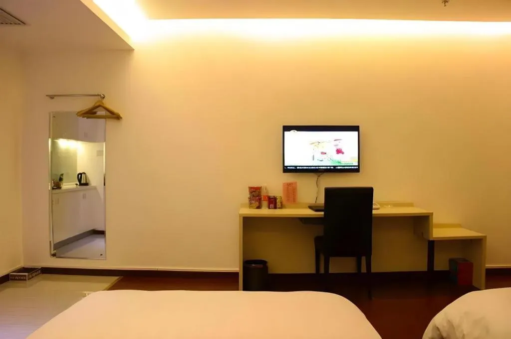 Bed in Guangzhou Hailian Hotel - Haizhu District Binjiang East Road Metro Station