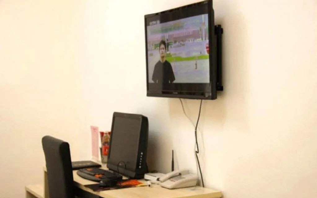 Guangzhou Hailian Hotel - Haizhu District Binjiang East Road Metro Station