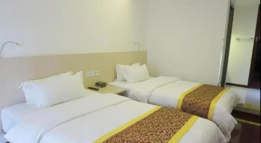 Bed in Guangzhou Hailian Hotel - Haizhu District Binjiang East Road Metro Station