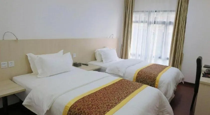 Bed in Guangzhou Hailian Hotel - Haizhu District Binjiang East Road Metro Station